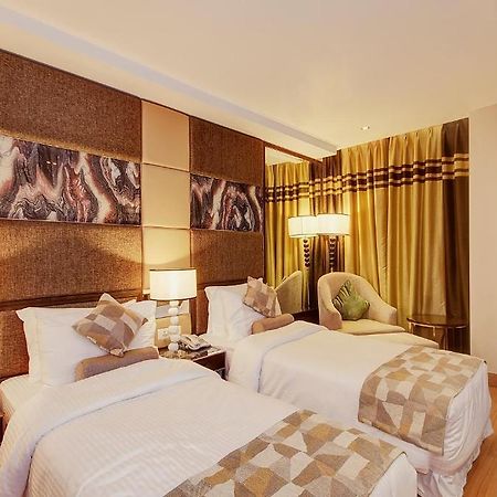 Palm Spring A Boutique Hotel New Delhi Ruang foto